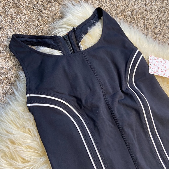 Free People Black Racerback Bodysuit NEW X-Small One Piece Top NWT - Picture 3 of 9